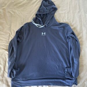 Under Armour hooded light weight sweatshirt